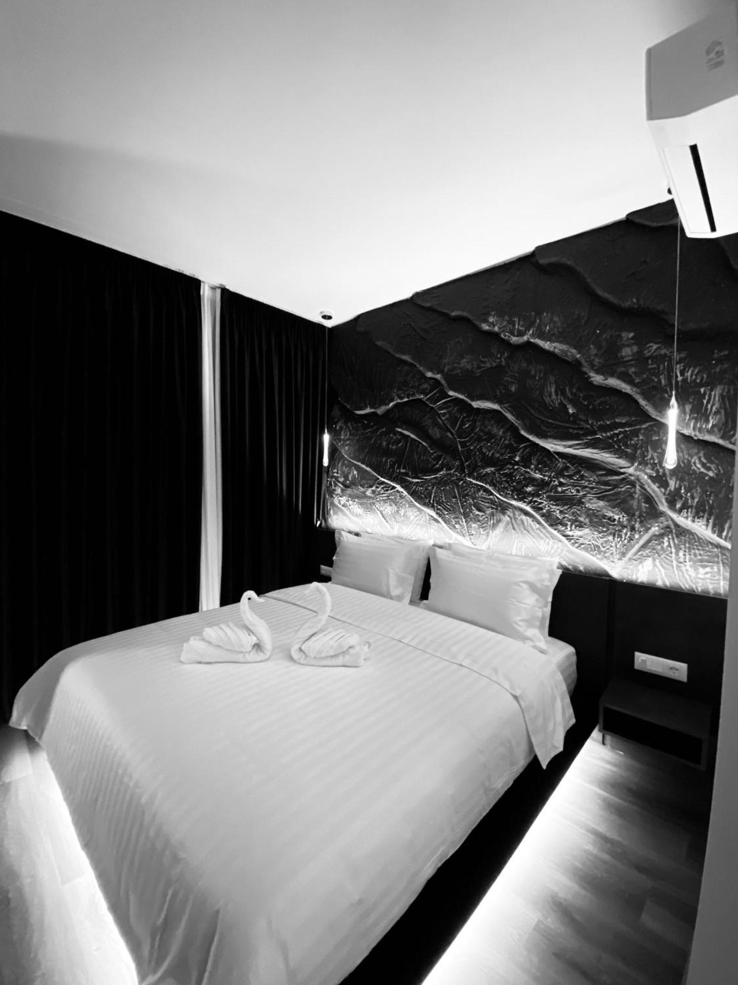 Tirana Central Rooms Blloku Екстер'єр фото